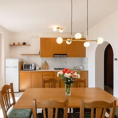Sanziana Apartman *