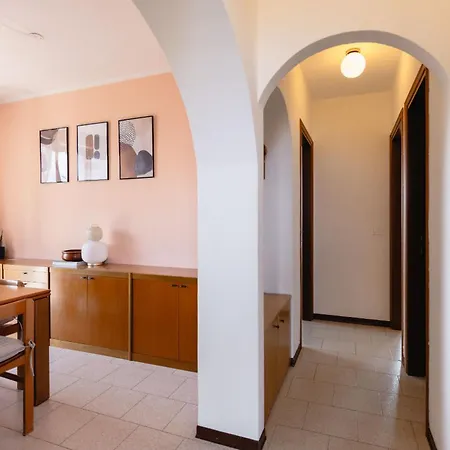 Apartman Sanziana *
