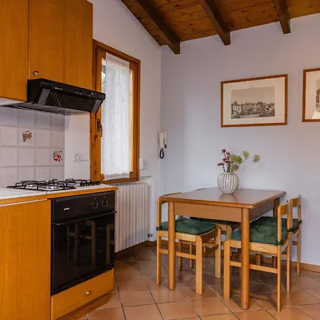 Sanziana Apartman *